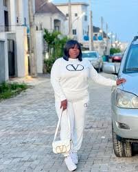 Kemi Apesin Biography