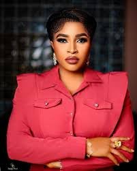 Mary Igwe Biography