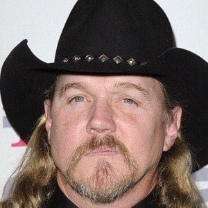 Trace Adkins Biography
